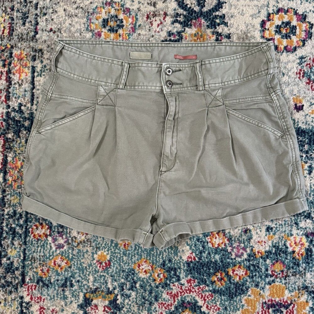 PILCRO Anthropologie Women's Green Relaxed Pleated Short Size 32